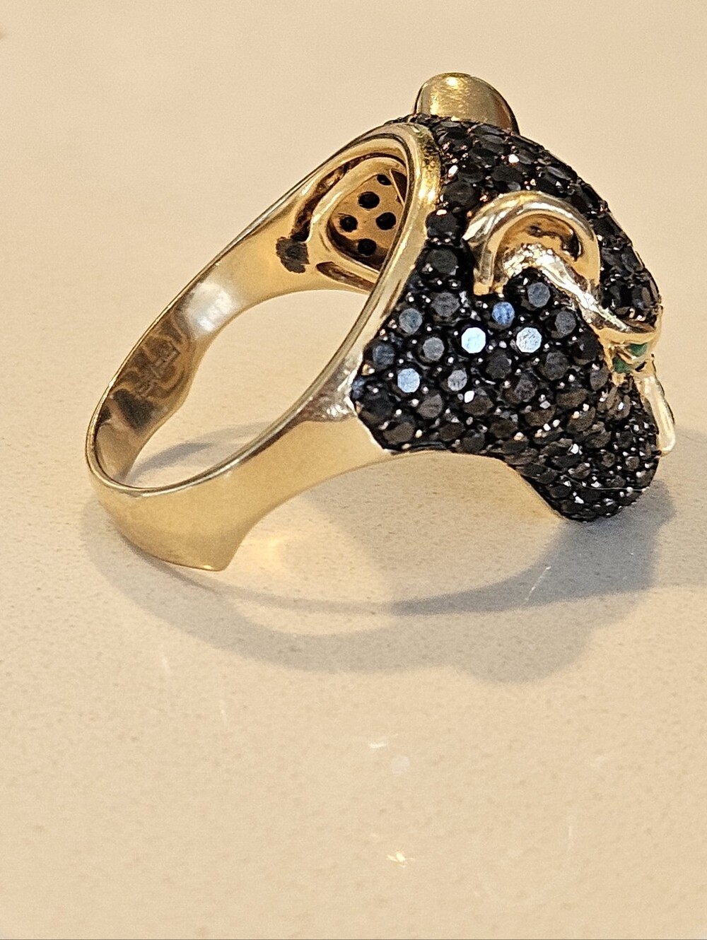 EFFY Collector's Edition 14K Yellow Gold Black Diamond Panther Ring, 3.80 TCW - Picture 5 of 8